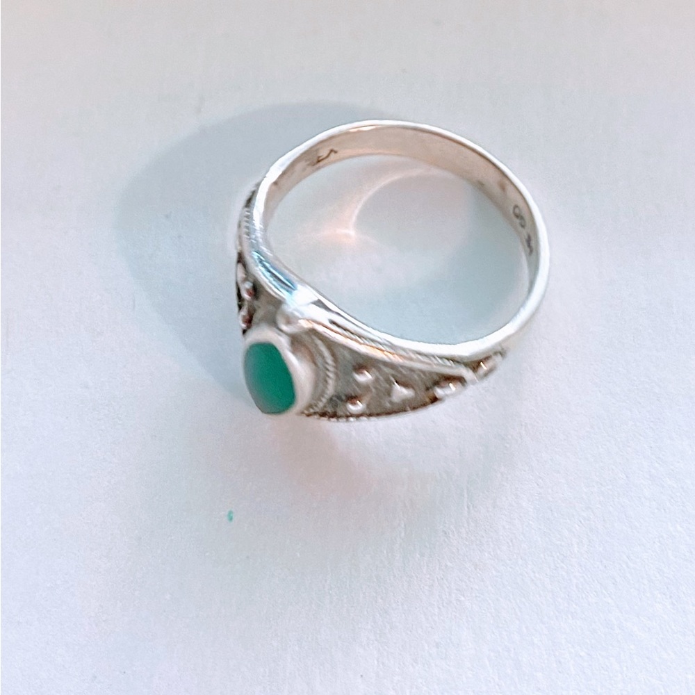Green Gemstone Ring - image 2